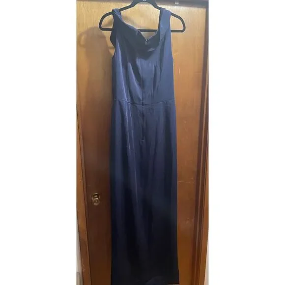 LA FEMME Surplice Off the Shoulder‎ Column Gown in Navy Blue 12 - Picture 5 of 8